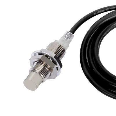 Sensores de proximidade indutivos de nível industrial E2E-X7D1-N 2M para detecção precisa