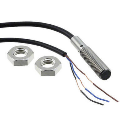 Sensor de proximidade indutiva OMS de longa duração E2B-S08KS02-WP-B1
