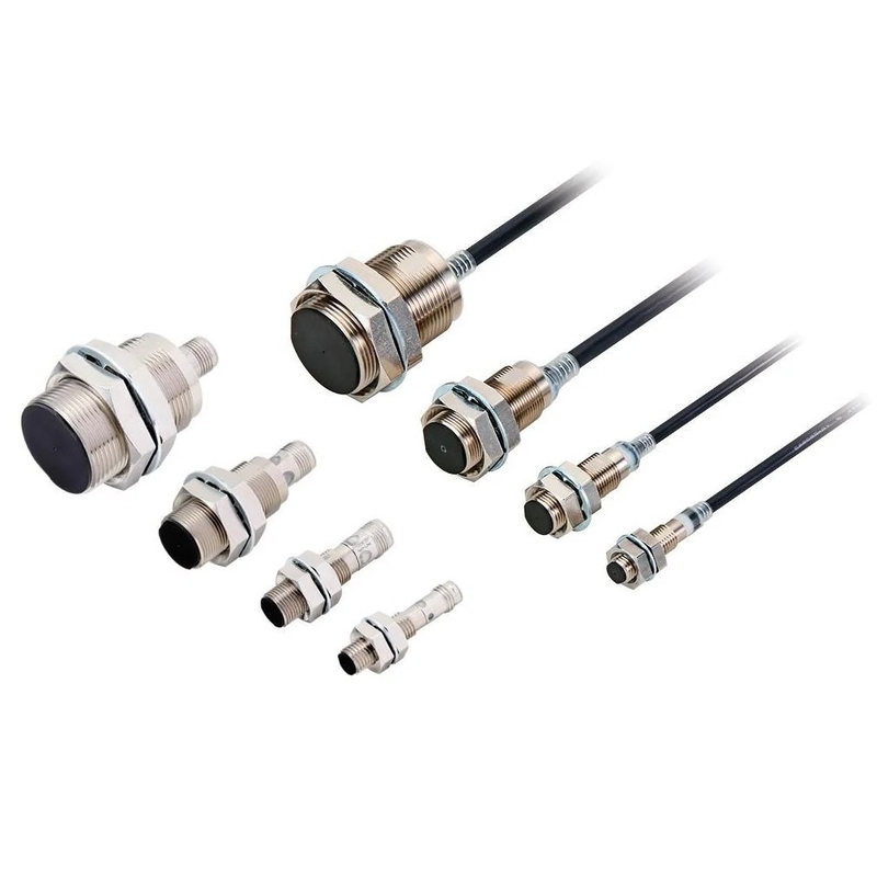 Sensores de Proximidade Indutores OMS Industrial E2E-X1R5C18 2M Melhoram a Sua Produção